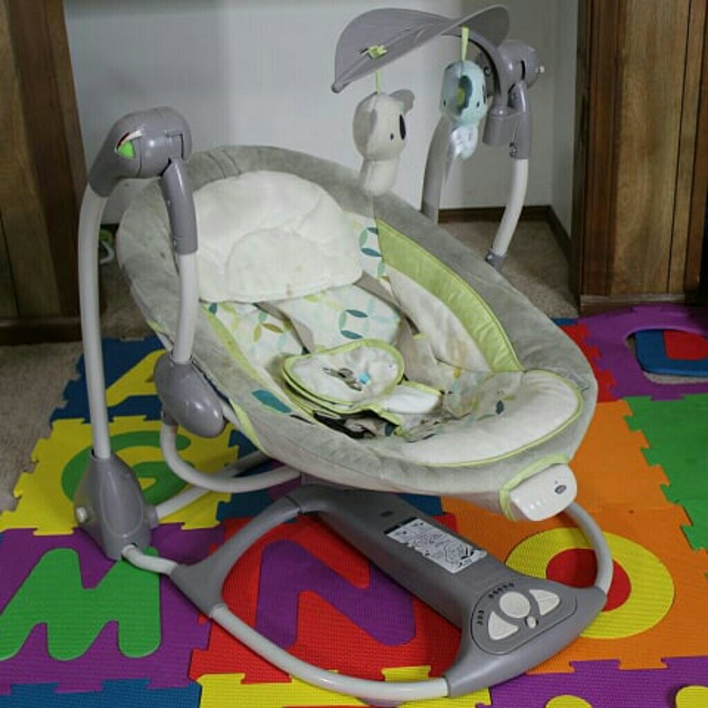 *SOLD* Ingenuity ConvertMe Swing-2-Seat